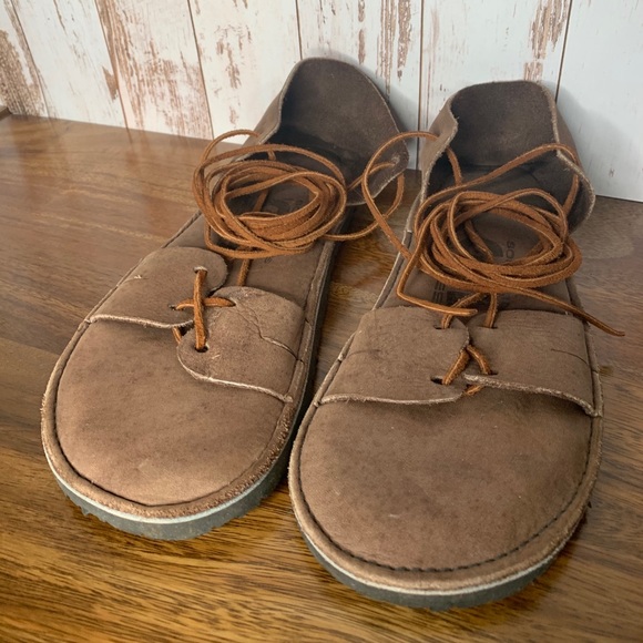 Vibram Shoes - Softskins Leather Lace Up Ankle Wrap Sandals Sz9